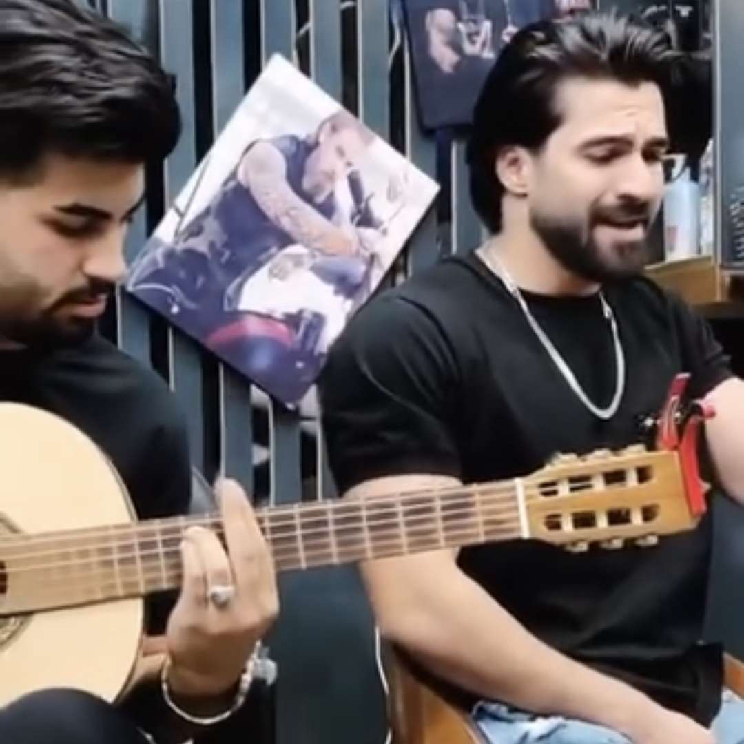 آهنگ جدید حمیدرضا بابایی زکریا چه غمی داشت چه کشف نابی کرد